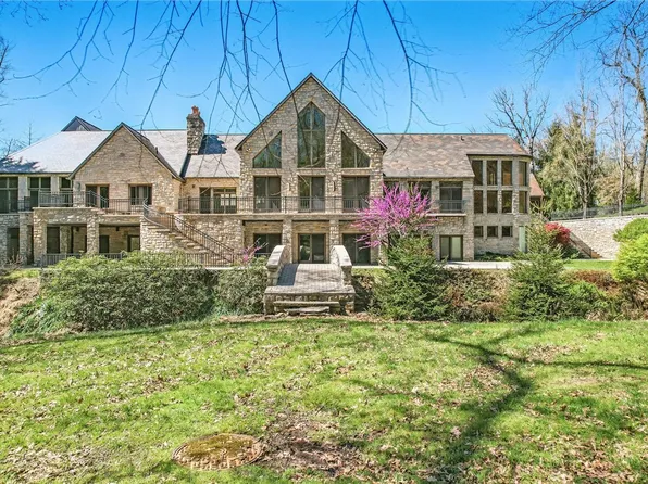 1700 Forker Blvd, Hermitage, PA 16148