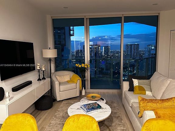 5th image of 300 S Biscayne Blvd #3607