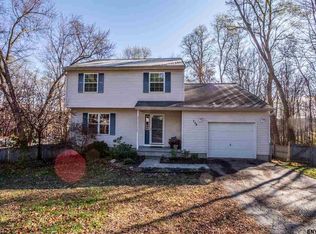 154 Maple Ave, Glenville, NY 12302