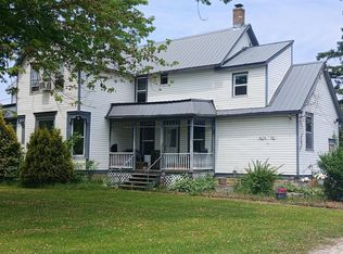 7634 W 6 Mile Rd, Franksville, WI 53126