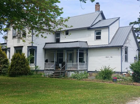 7634 6 Mile ROAD, Franksville, WI 53126