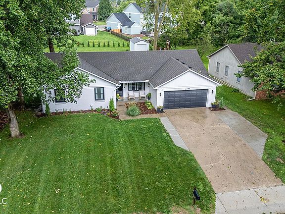 2nd image of 440 Morse Landing Dr