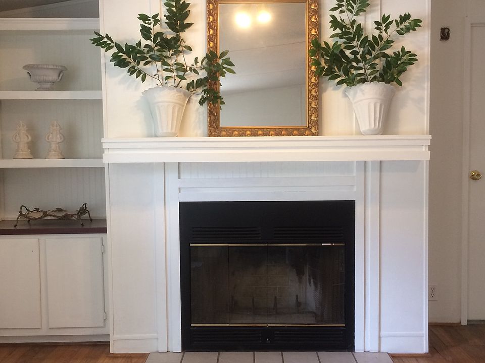 Decorative fireplace