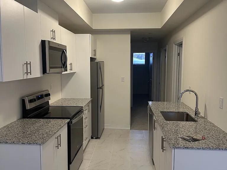 245 McLevin Ave #13 — Photo 4