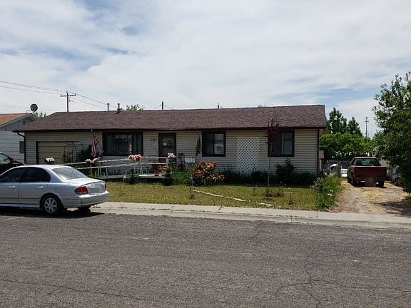 4th image of 217 6th Ave S
