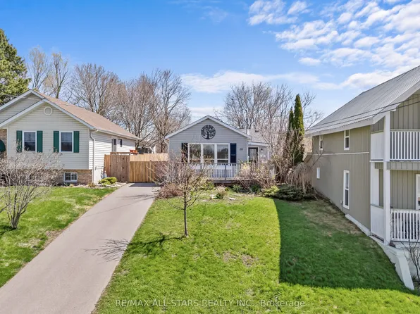 28 Caroline St, Kawartha Lakes, ON K9V 1T1