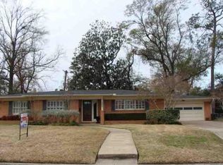 1055 19th St, Beaumont, TX 77706