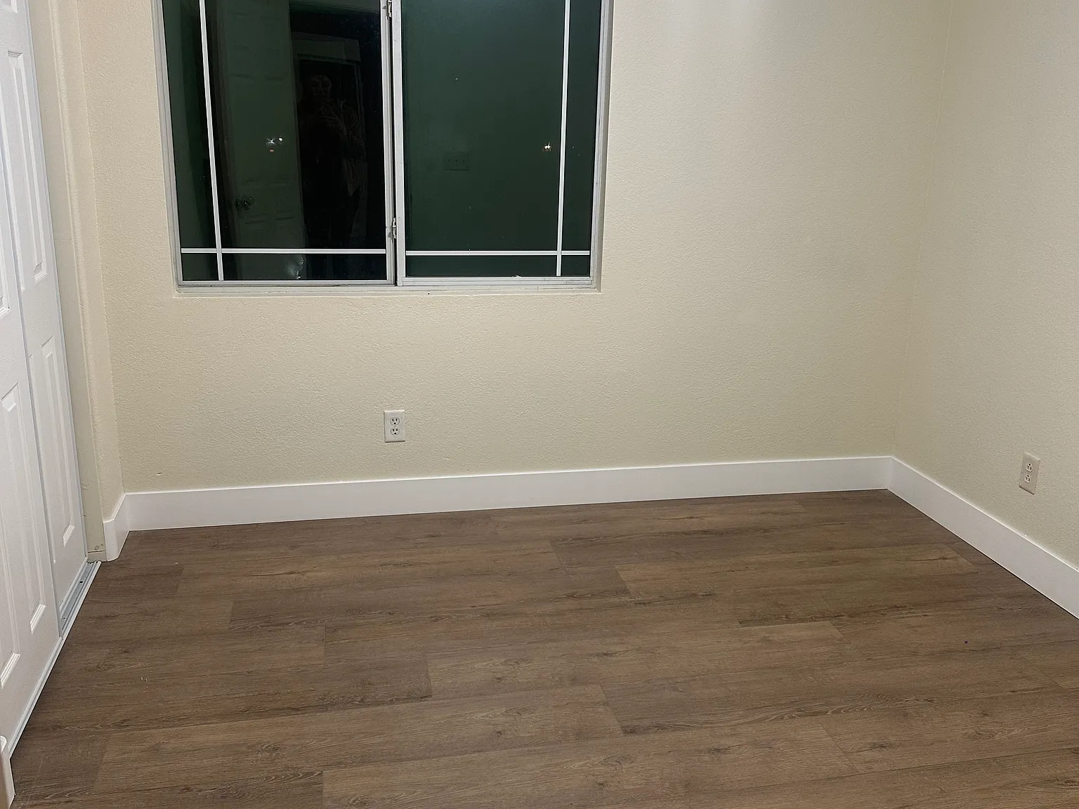 4 bed, 14000 sqft, $2,700 — Photo 4