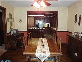 4th image of 1696 Emerald Ct