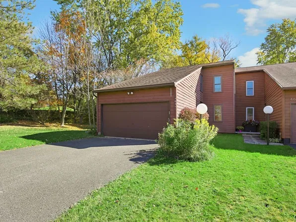 4630 Wisteria Cir, Manlius, NY 13104