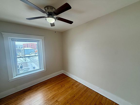 5th image of 23 Millbury St #25-4