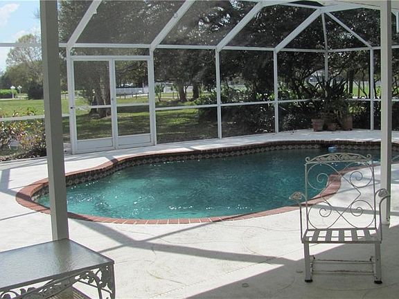 5th image of 1302 Guilford Dr