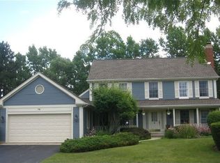 79 Lochleven Ln, Inverness, IL 60067