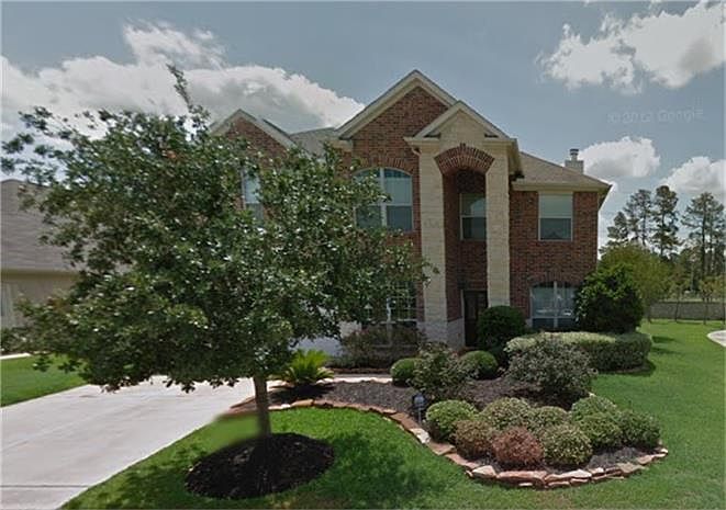 1st image of 9815 Oak Landing Dr