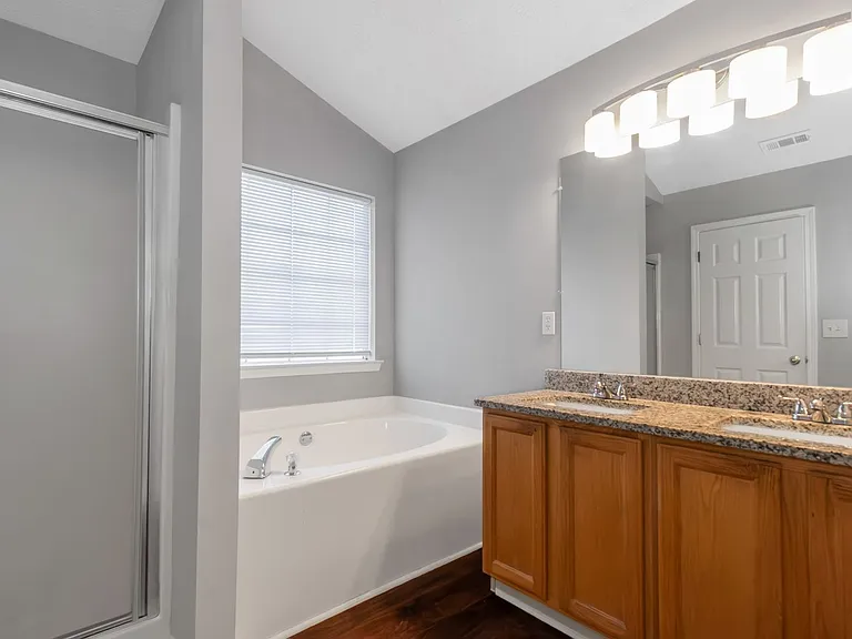 401 Edgewood Dr — Photo 19