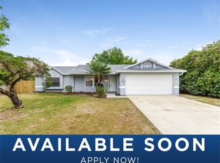 1067 E De Carlo Dr, Deltona, FL 32725