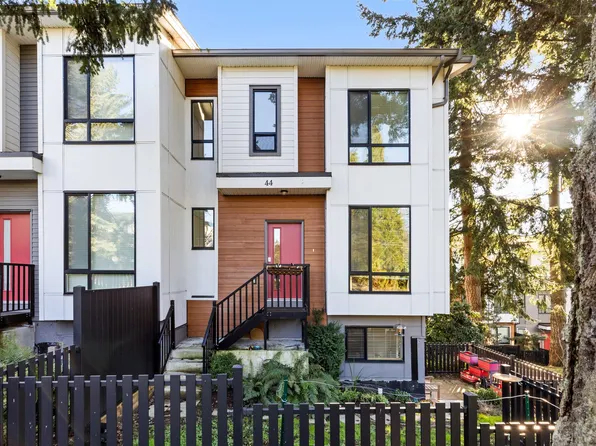 16433 19th Ave #44, Surrey, BC V3Z 9N1