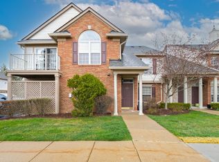 5308 Brookemonte Cir, Rochester, MI 48306