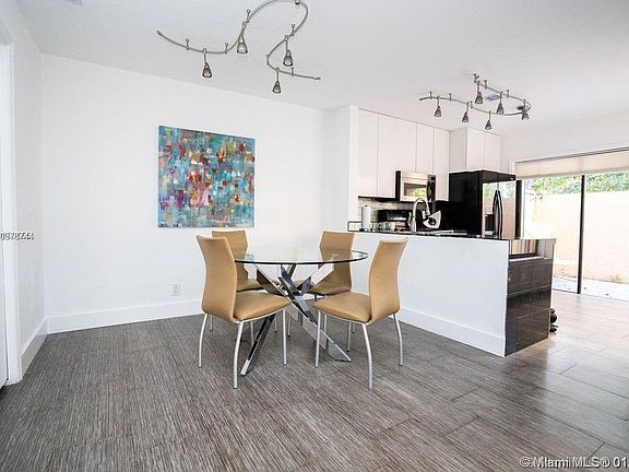 2nd image of 20937 Bay Ct APT 116-1