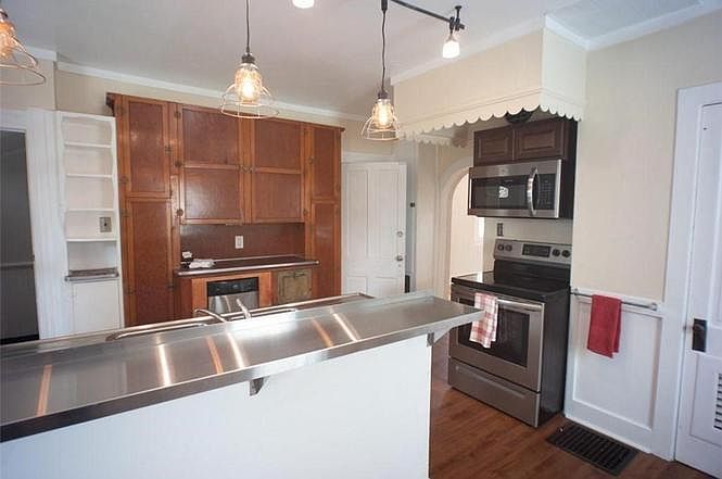 Kitchen downstairs unit 1
