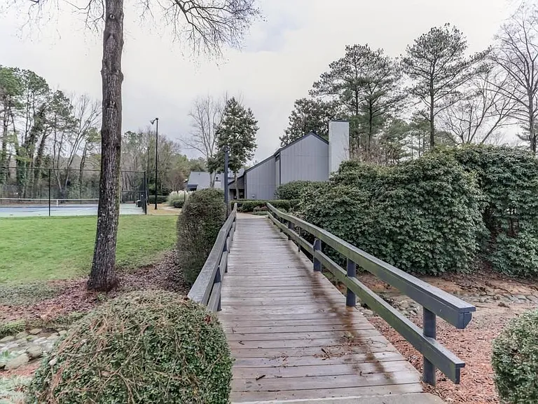 3087 Balearic Dr SE — Photo 22
