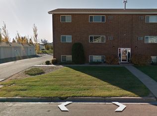 1021 32nd Ave SW #1, Minot, ND 58701