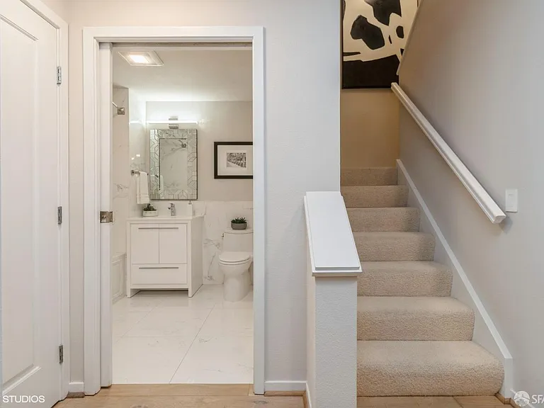 88 King St #104 — Photo 19