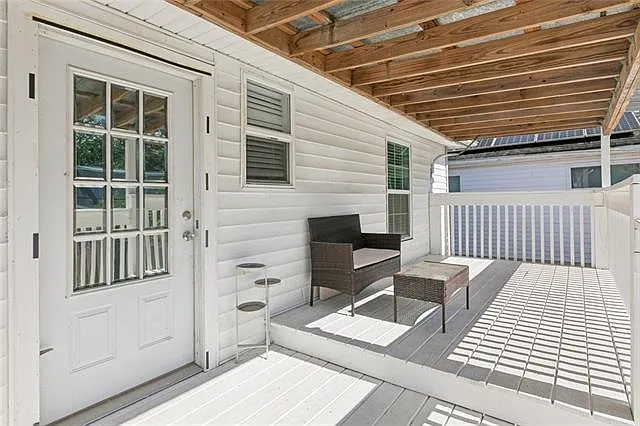1015 Roselawn St — Photo 13
