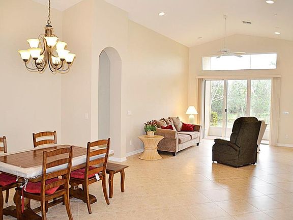 5th image of 3154 Sussex Way