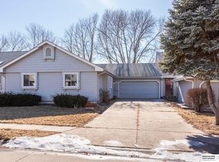 15437 T St, Omaha, NE 68137