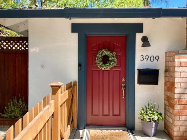 3909 R St, Sacramento, CA 95819