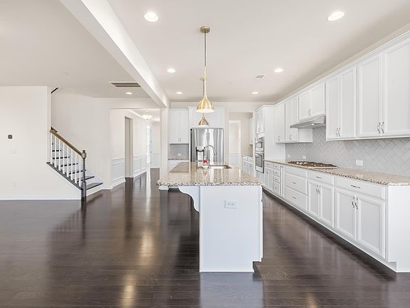 5th image of 9582 Garamont Pkwy NW