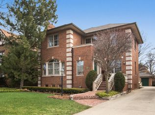 415 Elmore St, Park Ridge, IL 60068