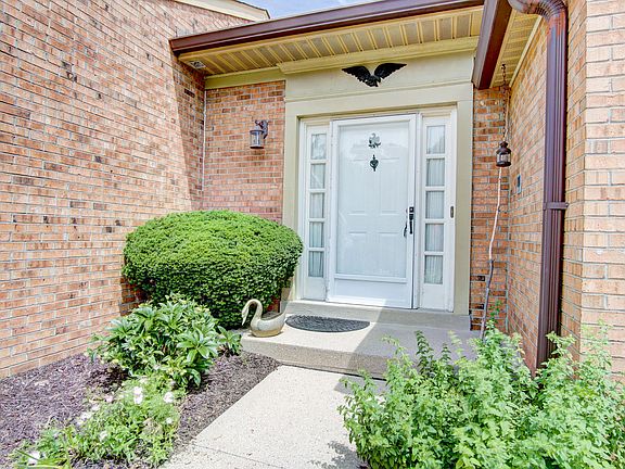 2nd image of 5232 S Eaglesnest Dr