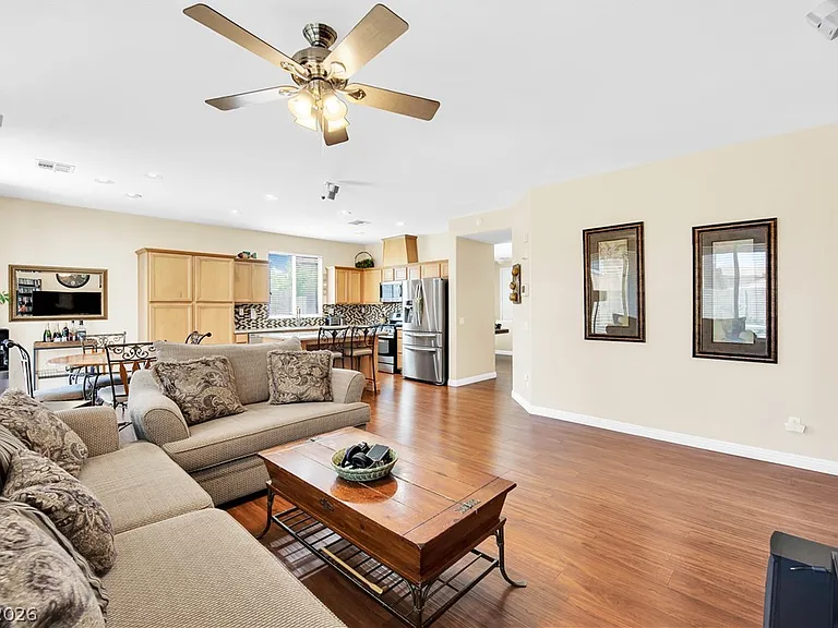 668 Sunrise Lake Pl — Photo 11
