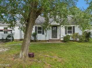 111 Park Dr, Maryville, TN 37804