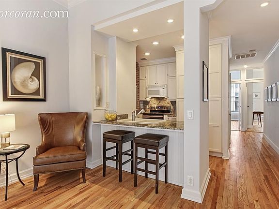 2nd image of 36 W 88th St APT 2