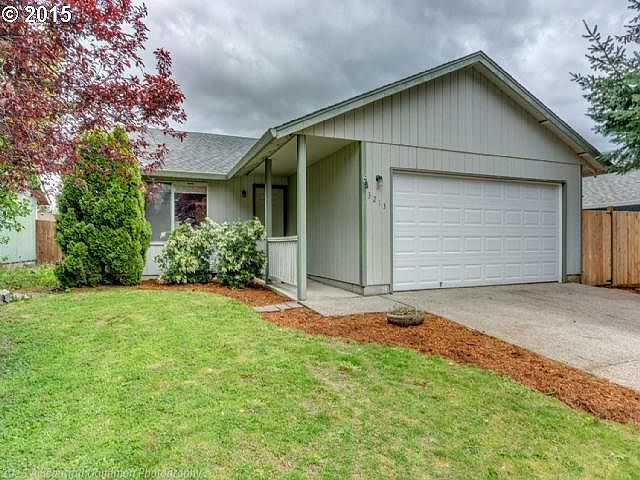 1st image of 3213 NE 157th Ave