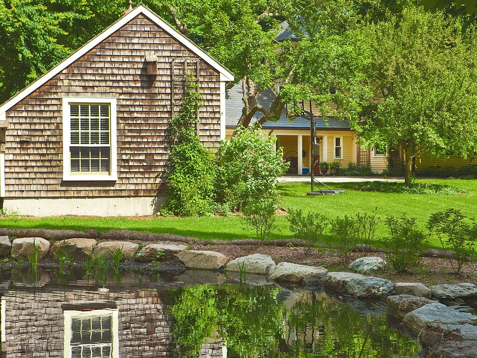 88 Cottage St, Brookline, MA 02445 Zillow