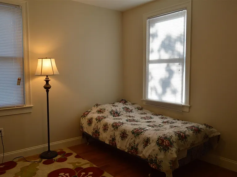 128 Cherry St — Photo 9