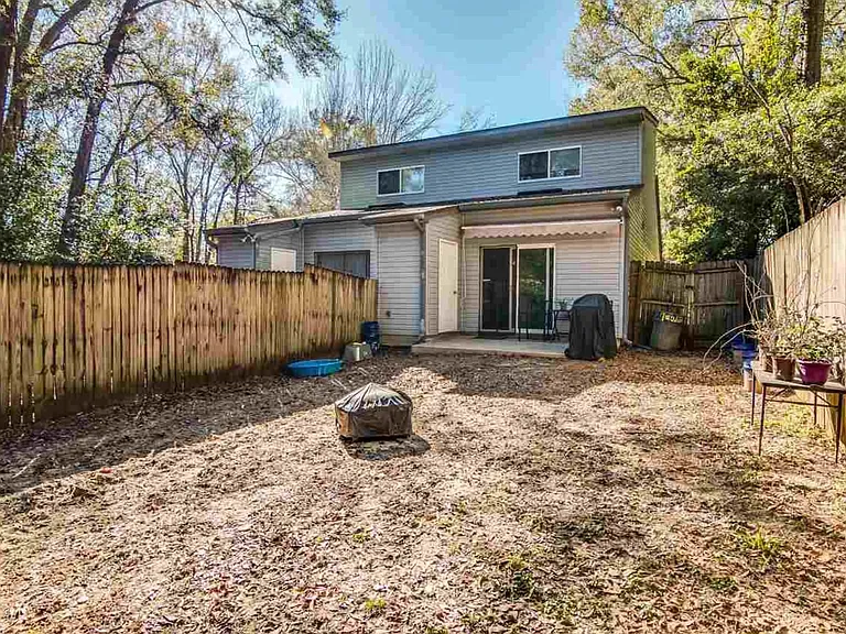 1816 Seay Ct — Photo 16
