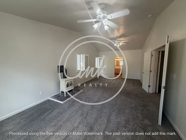 1464 Garden Glen Ct — Photo 10