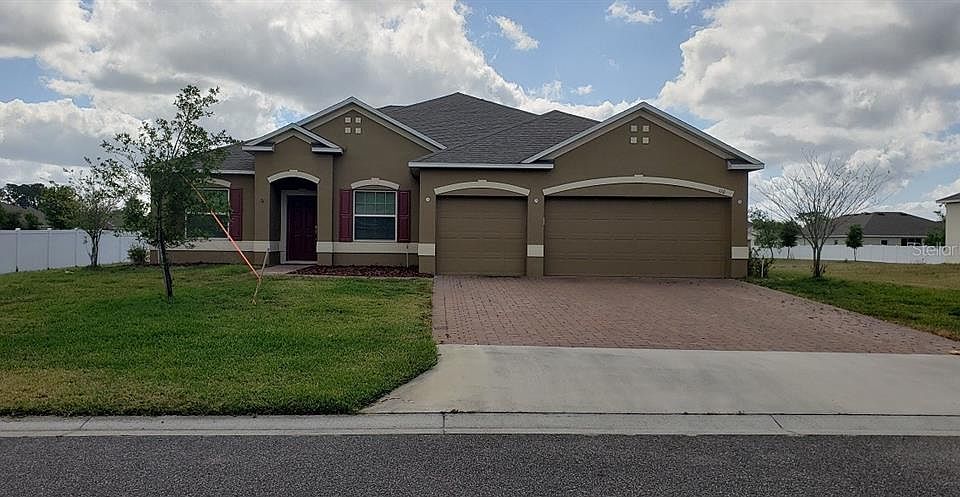 1st image of 110 Los Arbor Dr