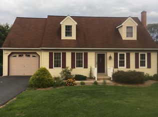 17 Wicker Dr, Lititz, PA 17543