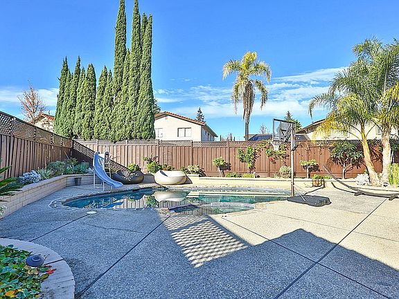 2nd image of 6571 Leyland Park Dr
