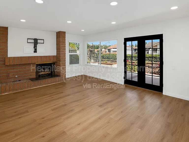28142 Ambar — Photo 9