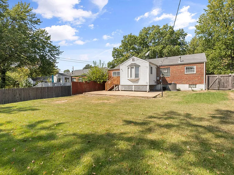 9562 Lodge Pole Ln — Photo 29