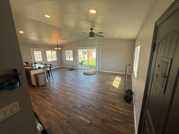 3rd image of 6169 Sunny Cir #6167