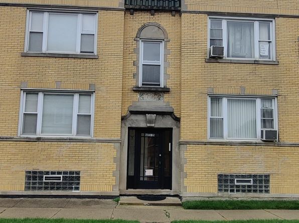 5623 W George St Unit 1