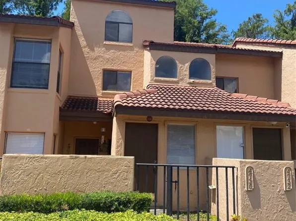 4730 Capri Pl #221, Orlando, FL 32811